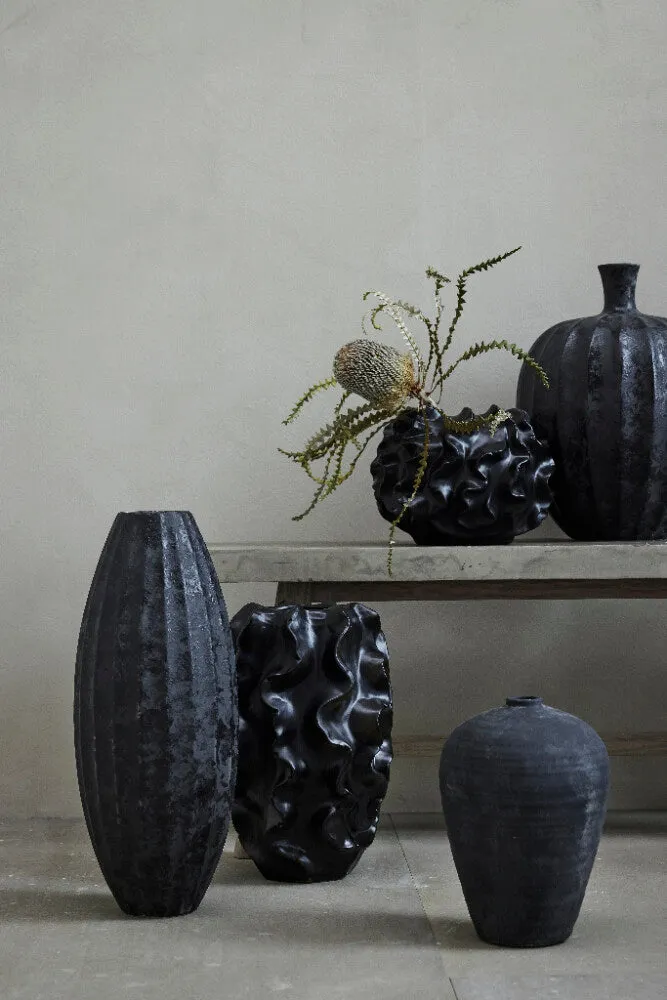 Sannia vase 29X29X20.5 cm, Black