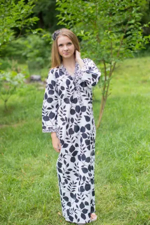 White Simply Elegant Style Caftan in Classic White Black Pattern